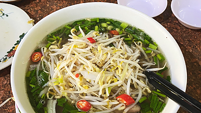 프놈펜에서 베트남 여행하기! 숨은 쌀국수 맛집 PHO TRUNG